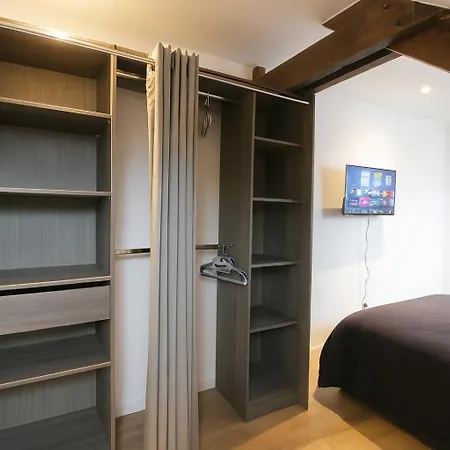 Vakantiehuis House With 9 Private Near Circuit Le Mans