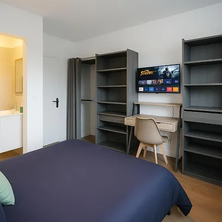 House With 9 Private Near Circuit Dom wakacyjny