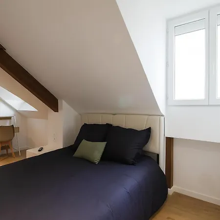 Vakantiehuis House With 9 Private Near Circuit Le Mans