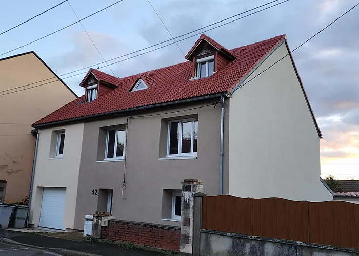 House With 9 Private Near Circuit Casa vacanze *