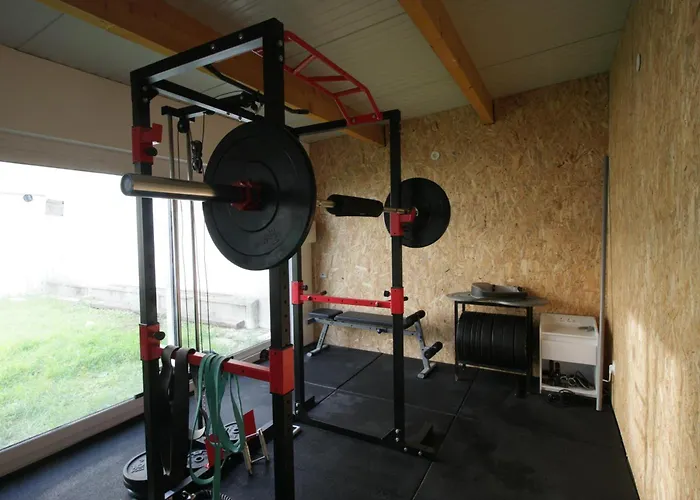 House With 9 Private Near Circuit * Le Mans