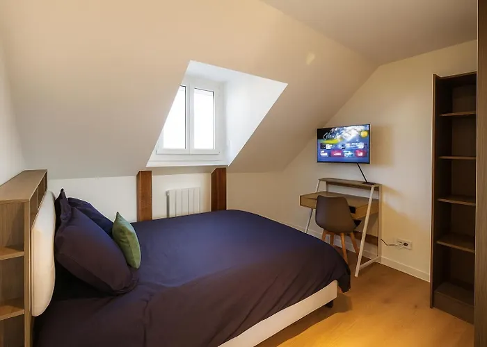 Casa vacanze House With 9 Private Near Circuit