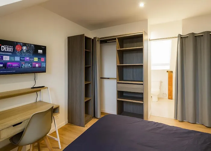 House With 9 Private Near Circuit * Le Mans