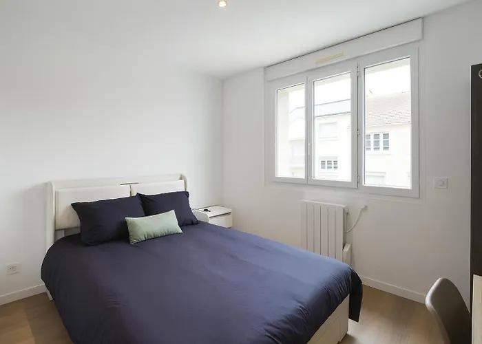 House With 9 Private Near Circuit Dom wakacyjny Le Mans